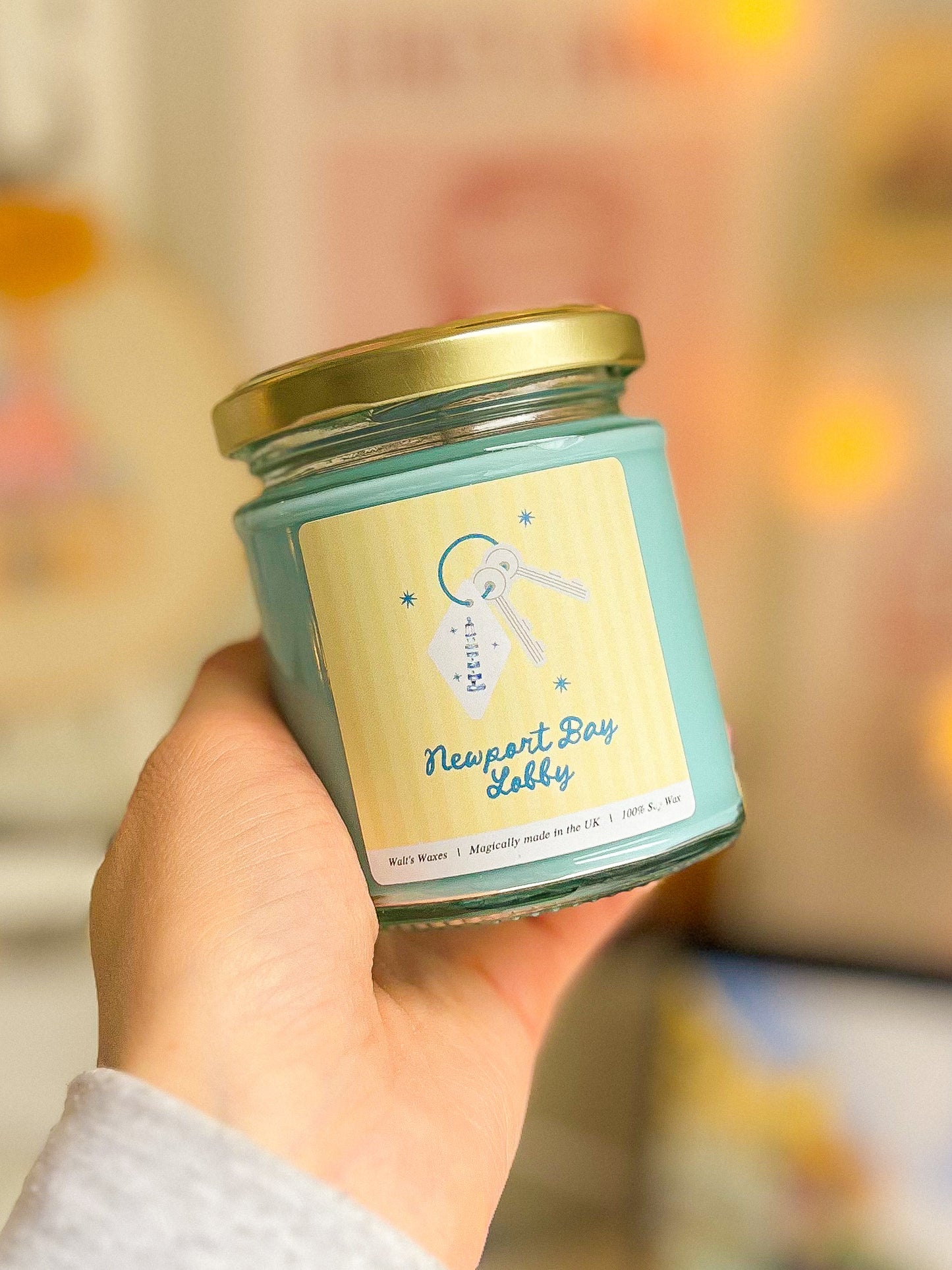 Newport Bay Paris Magic Candle