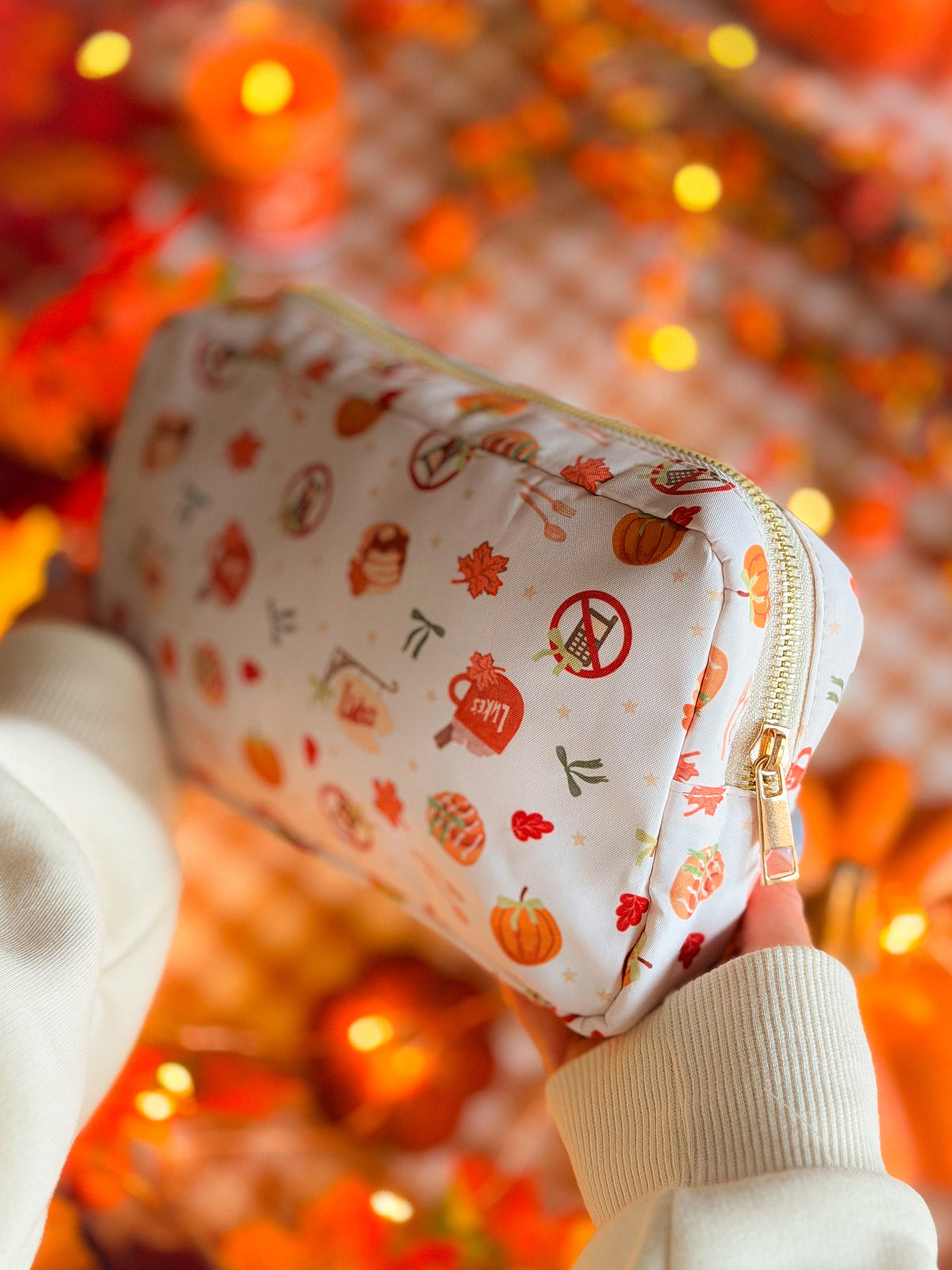 Autumn Diner Cream Pouch