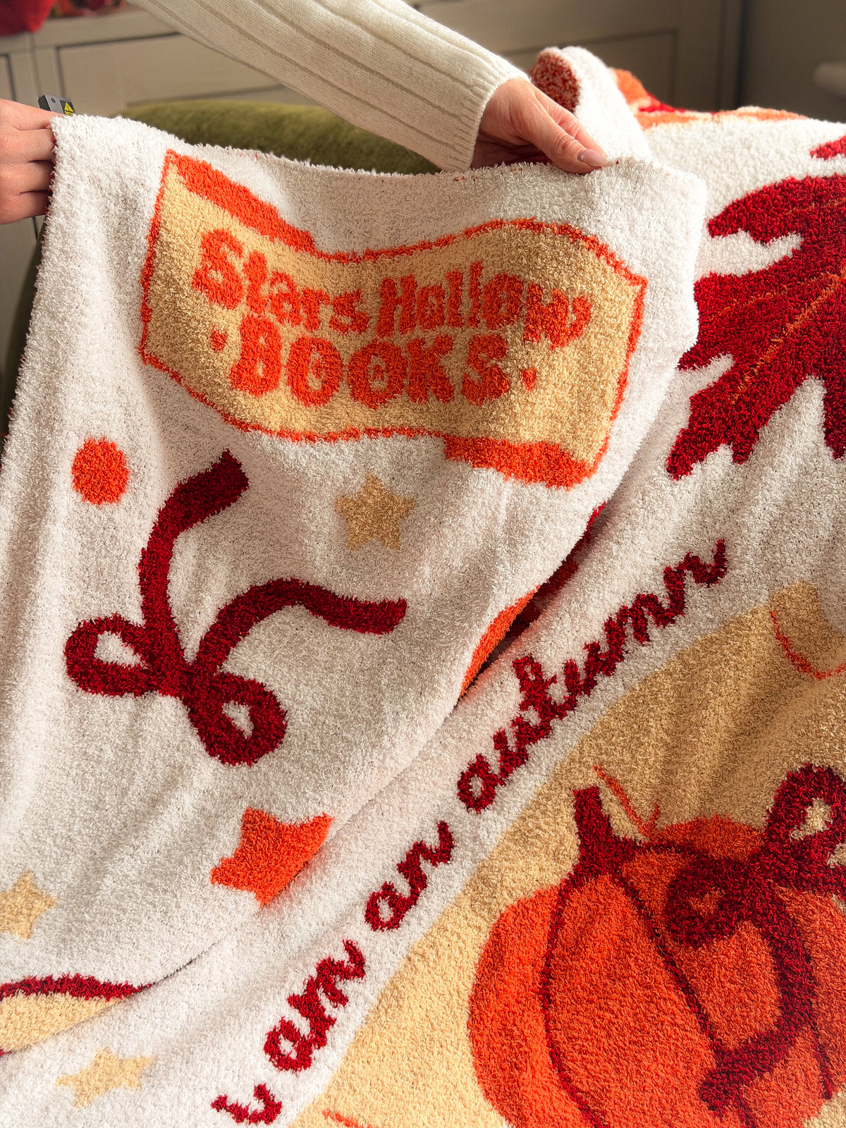Autumn Cosy Club Blanket & Slippers Bundle