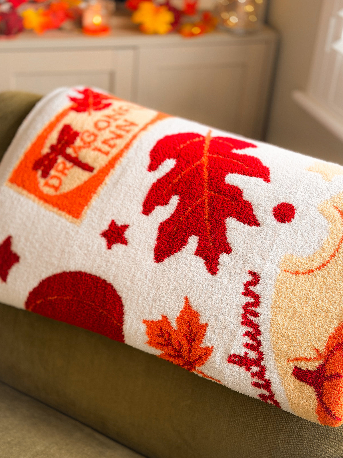 Autumn Cosy Club Blanket & Slippers Bundle