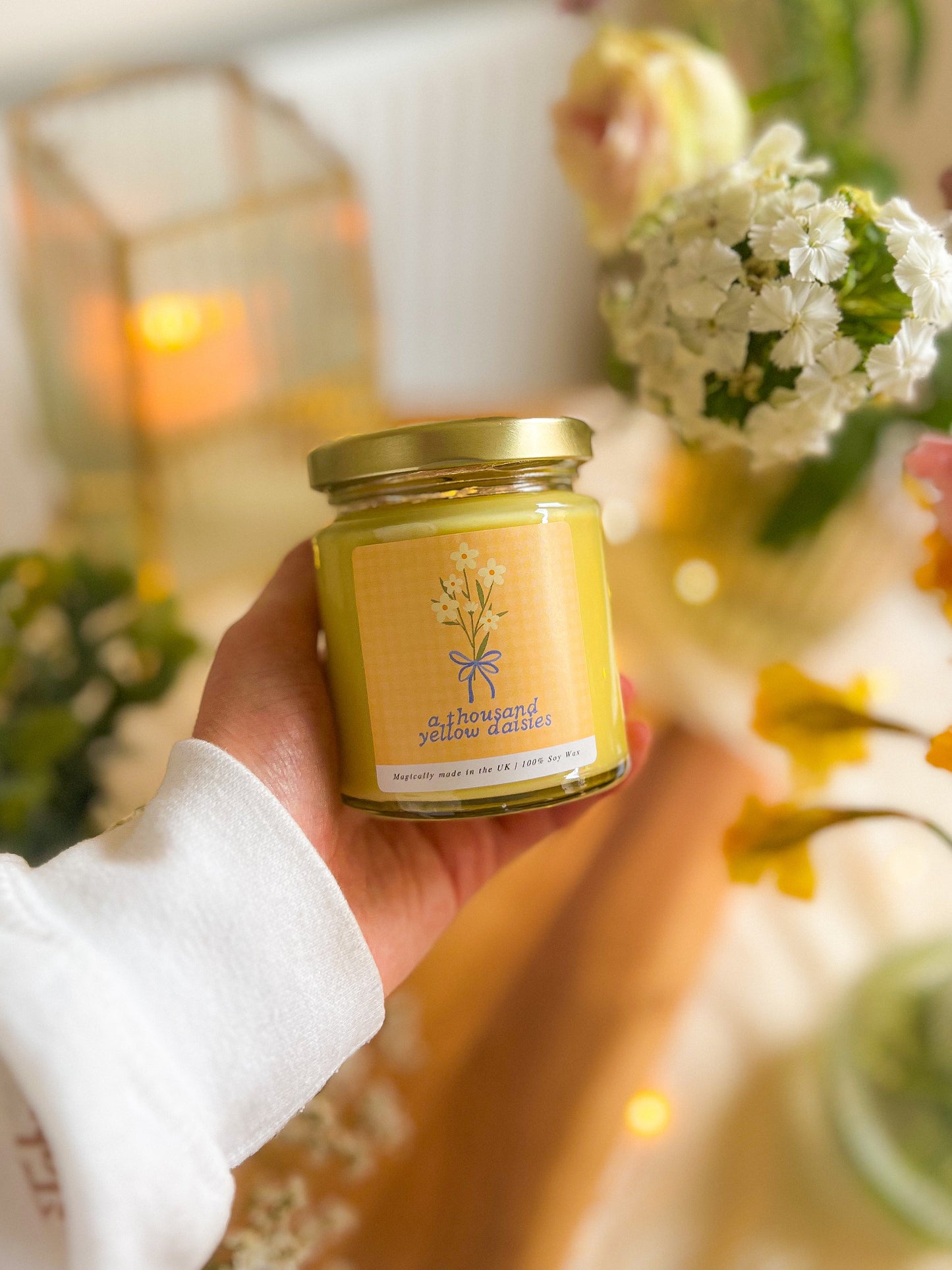 A Thousand Yellow Daisies Candle