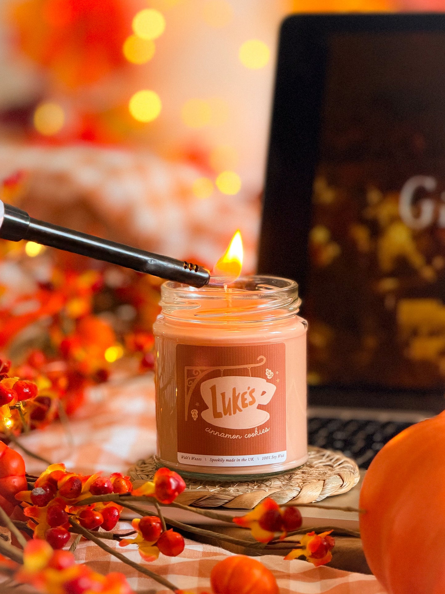 Luke's Cinnamon Cookie's Candle