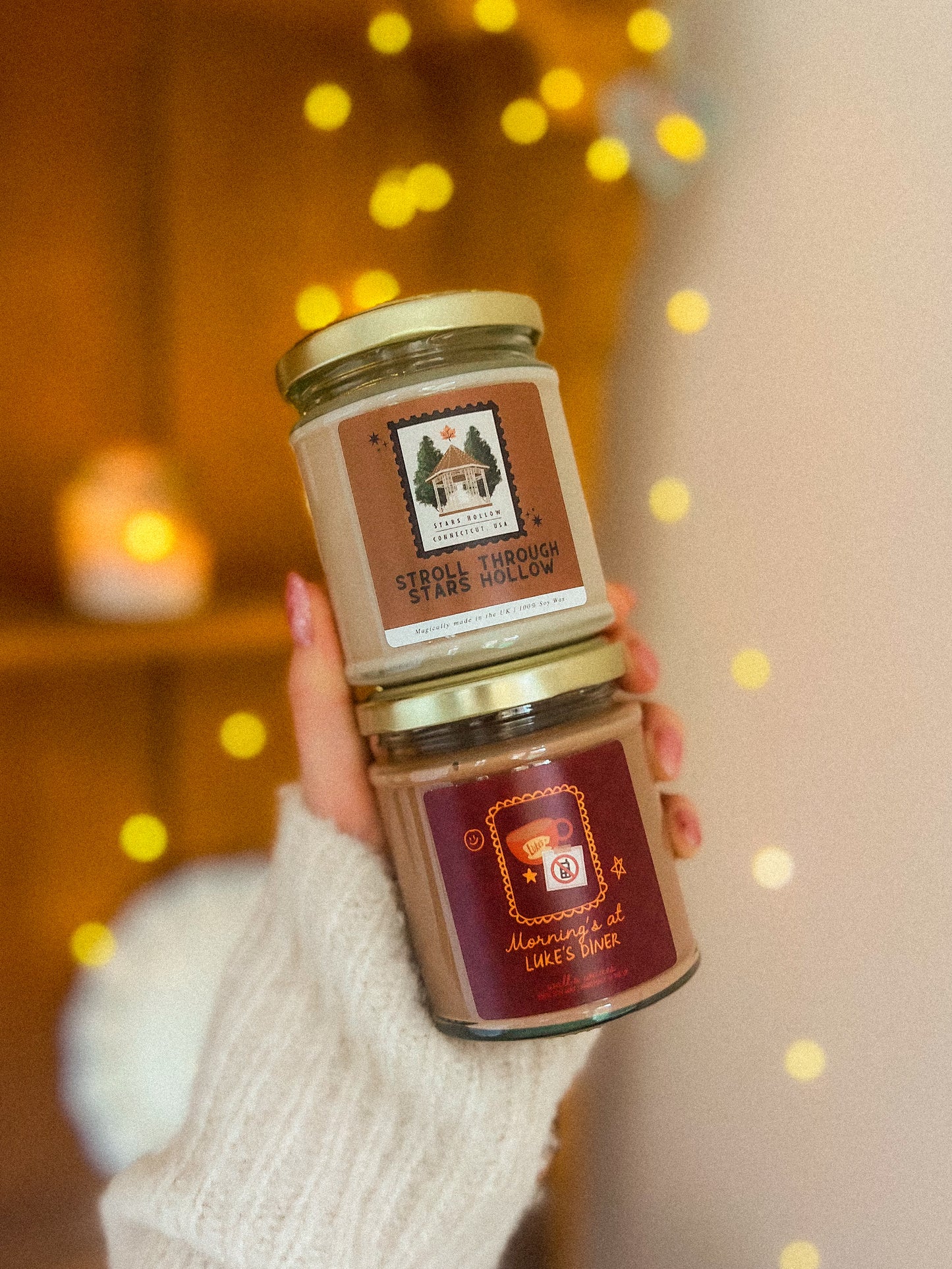 Morning's at the Diner Candle