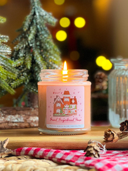 Grand Gingerbread House Candle