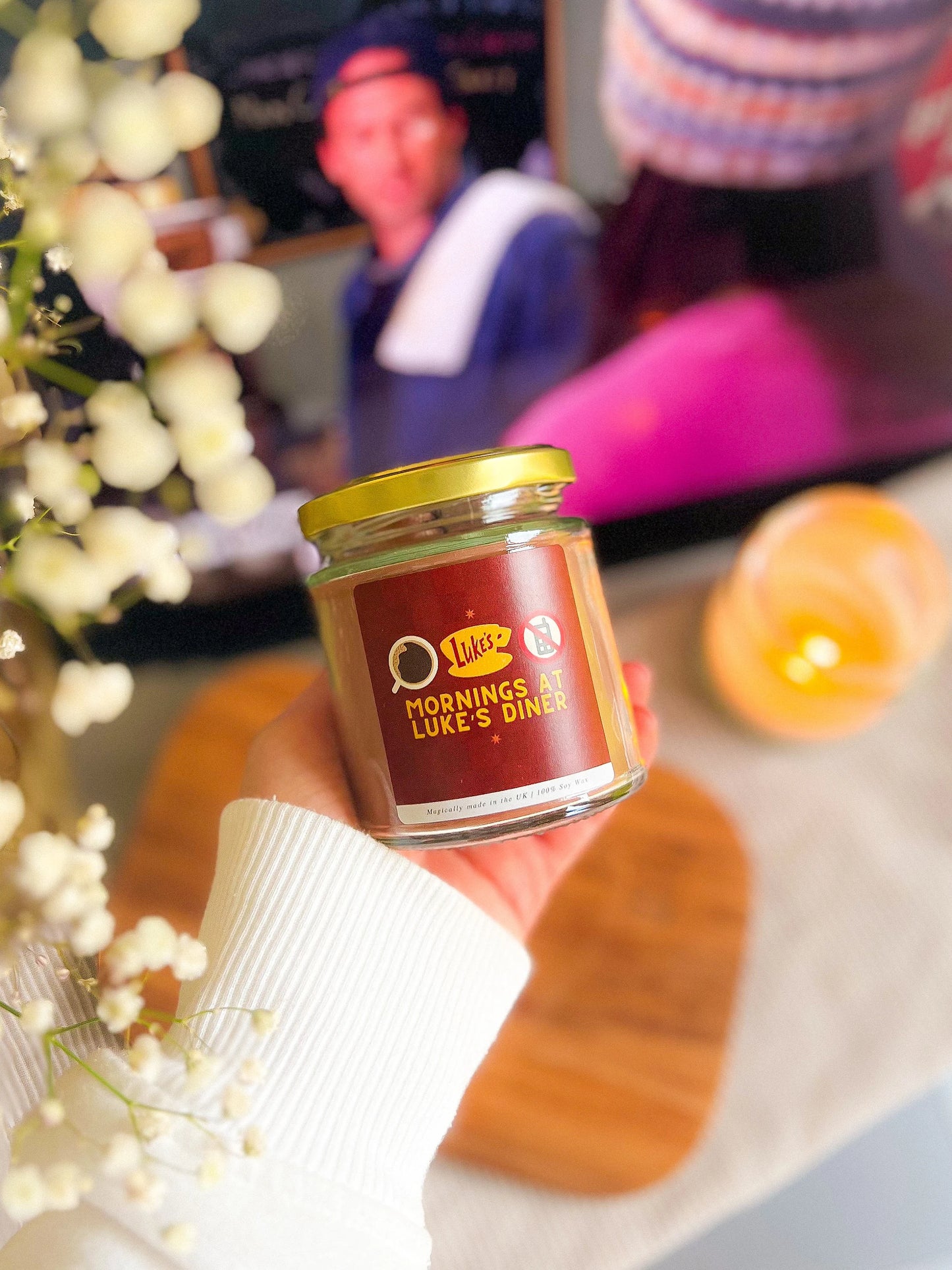 Morning's at the Diner Candle