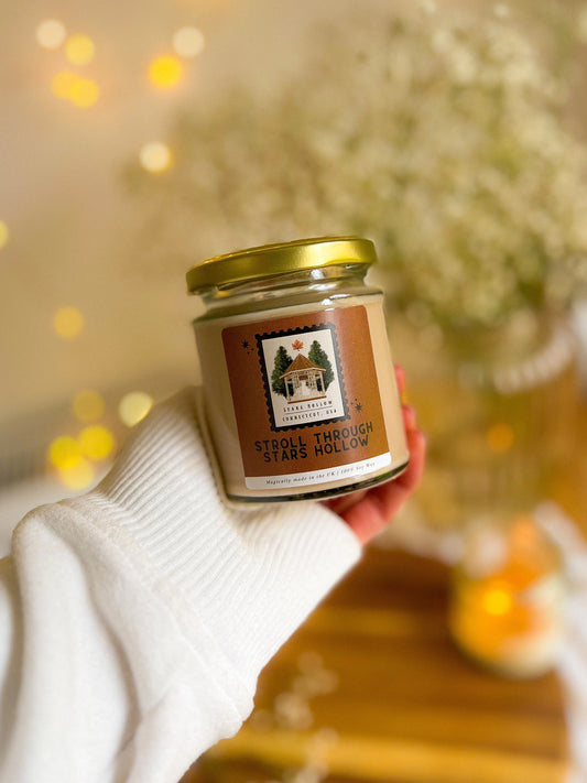 Stroll Through Stars Hollow Candle